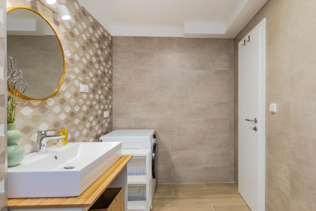 Sea View Apartment Celina Luaran gambar