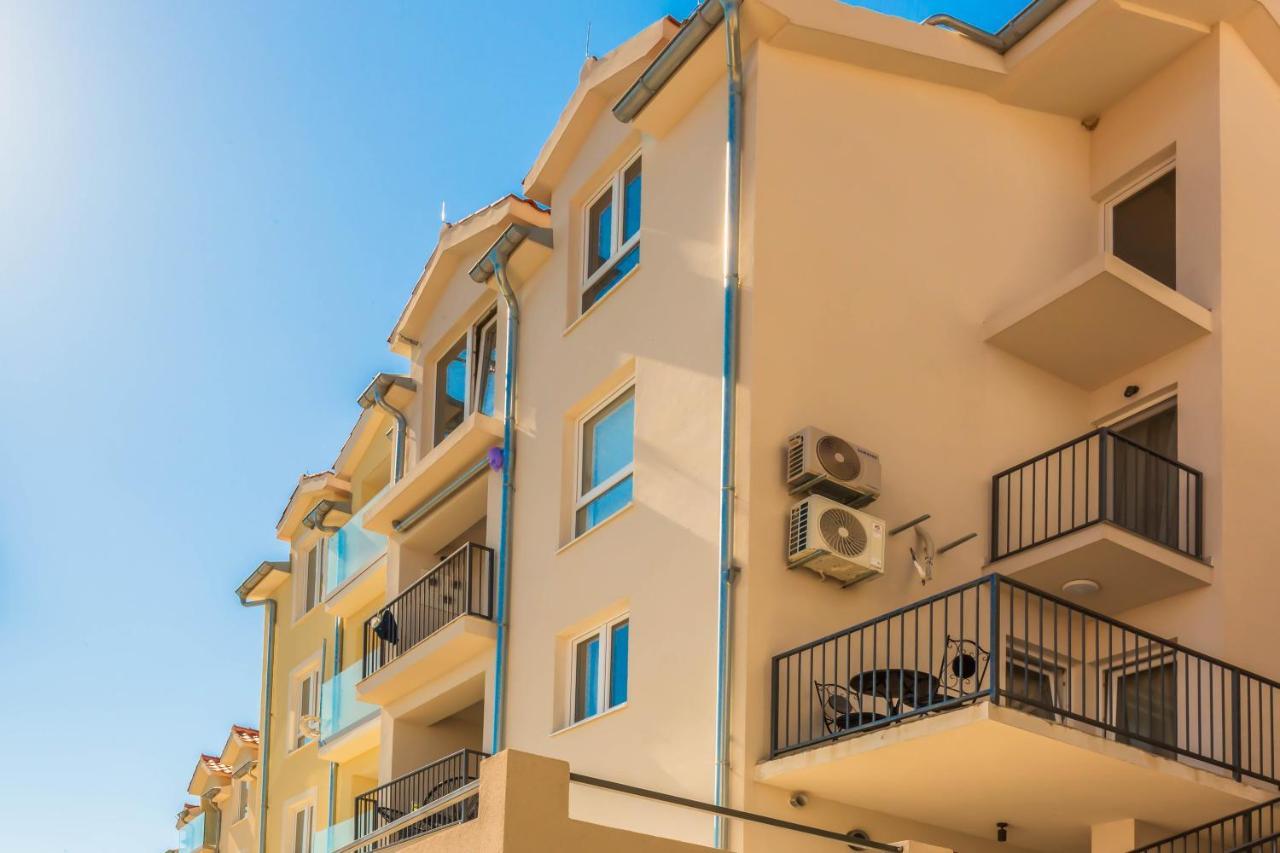 Sea View Apartment Celina Luaran gambar